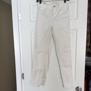 Levi's Premium White Super Skinny Jeans